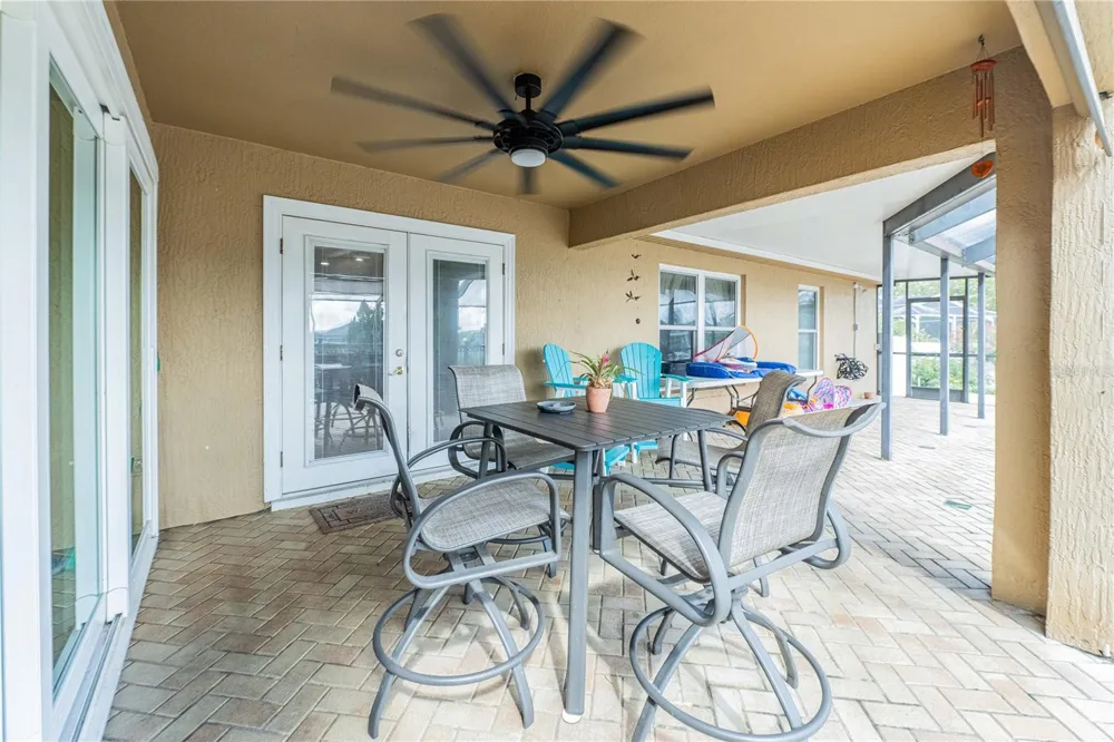 205 THOMAS COURT Winter Haven, FL 33880