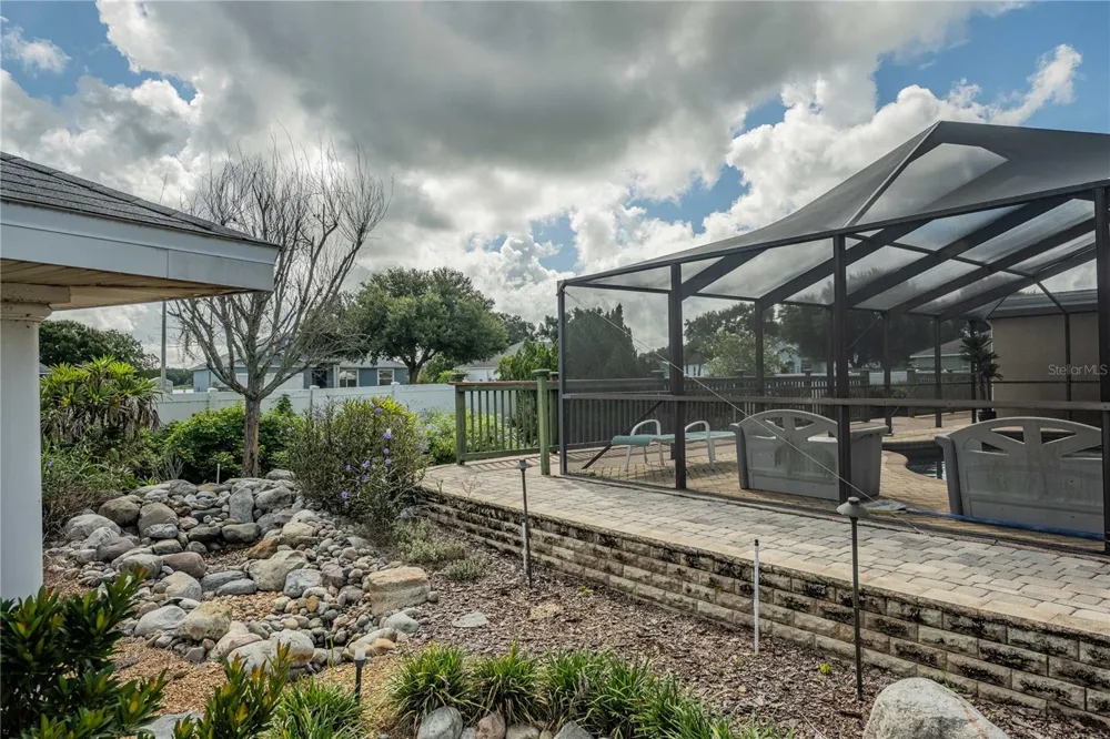 205 THOMAS COURT Winter Haven, FL 33880