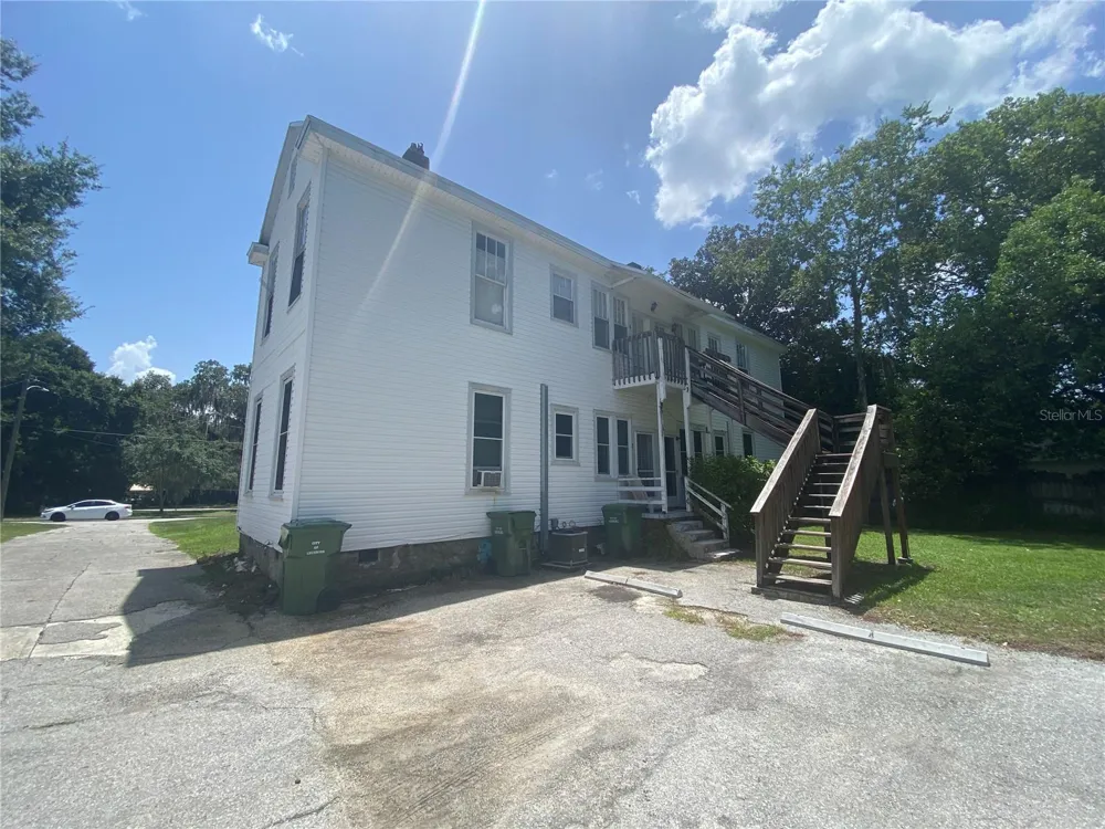 1120 WEBSTER STREET #4 Leesburg, FL 34748