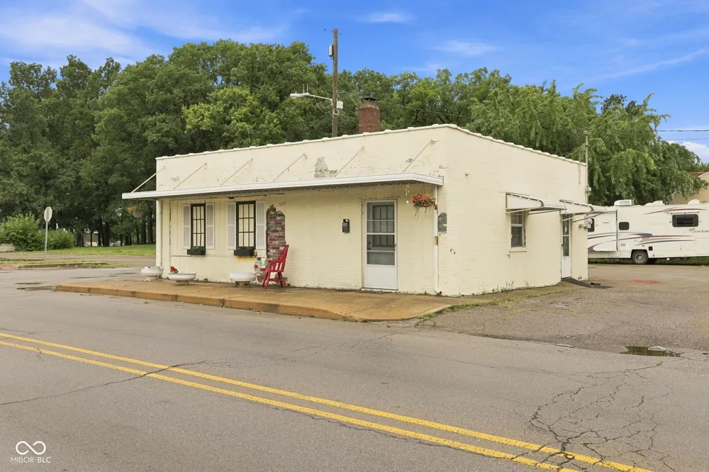512 - 518 W 29th Street Anderson, IN 46016