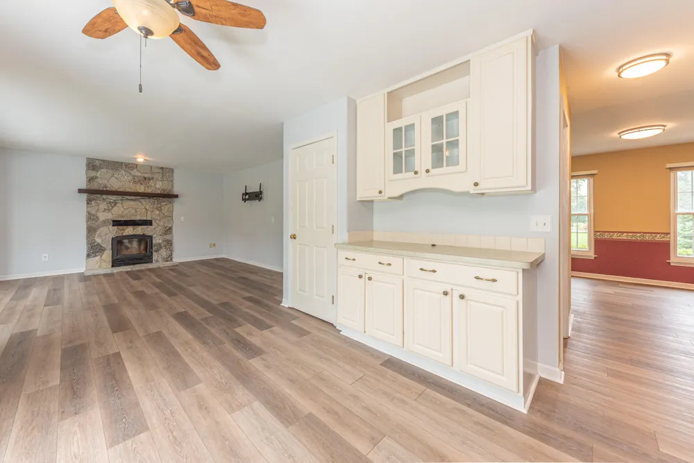 6884 Ralaric Drive Dexter, MI 48130
