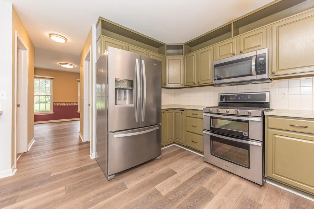 6884 Ralaric Drive Dexter, MI 48130