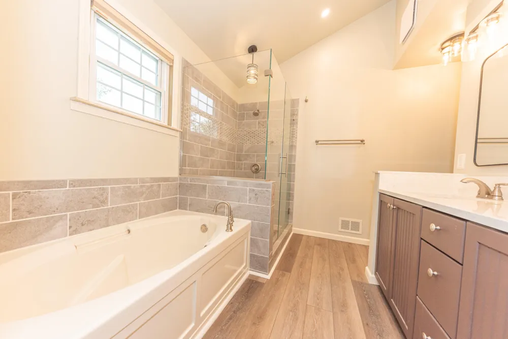 6884 Ralaric Drive Dexter, MI 48130