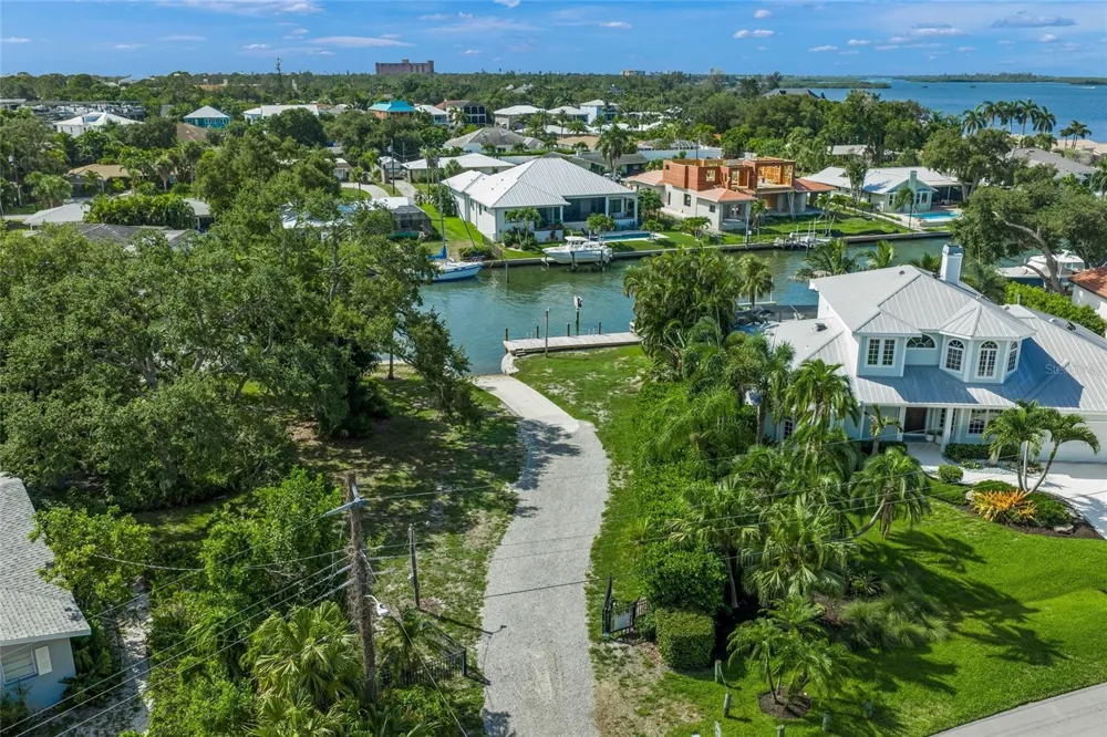 7616 COVE TERRACE Sarasota, FL 34231