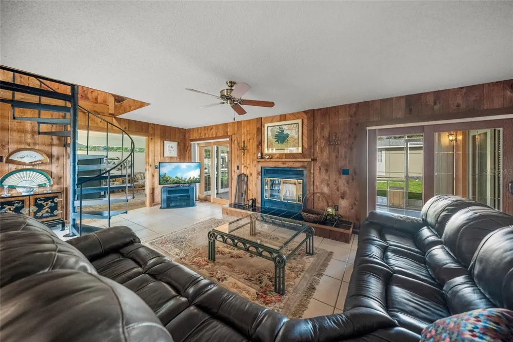 7616 COVE TERRACE Sarasota, FL 34231