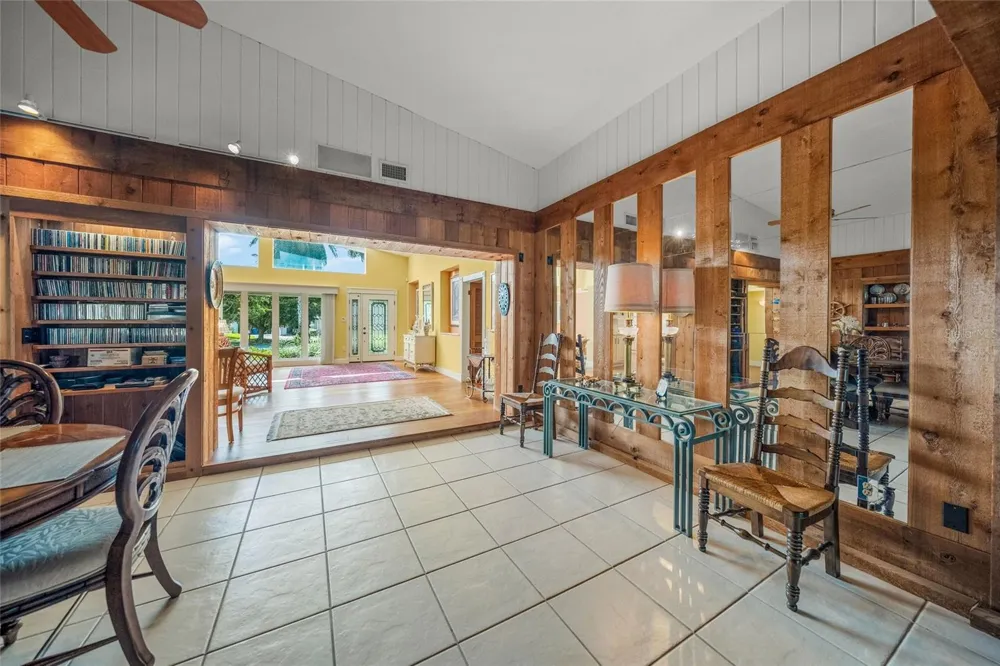 7616 COVE TERRACE Sarasota, FL 34231
