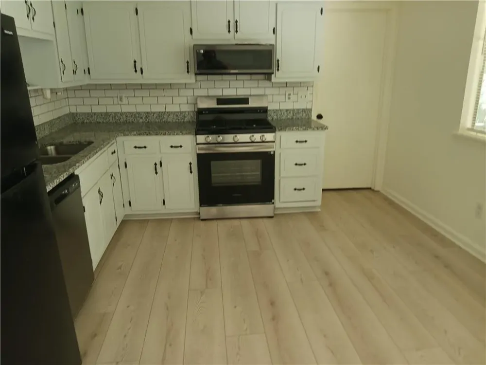 1063 Salisbury Trail Riverdale, GA 30296