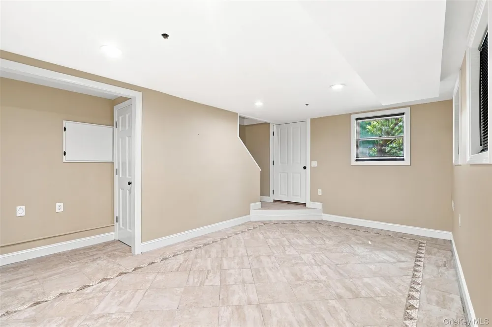 38 Lincoln Avenue Rye Brook, NY 10573