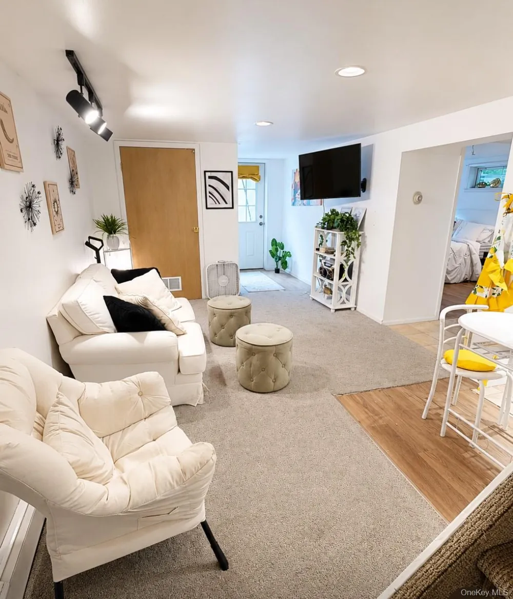 269 W Pulaski Road Huntington Station, NY 11746