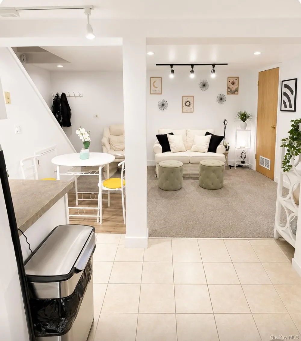 269 W Pulaski Road Huntington Station, NY 11746