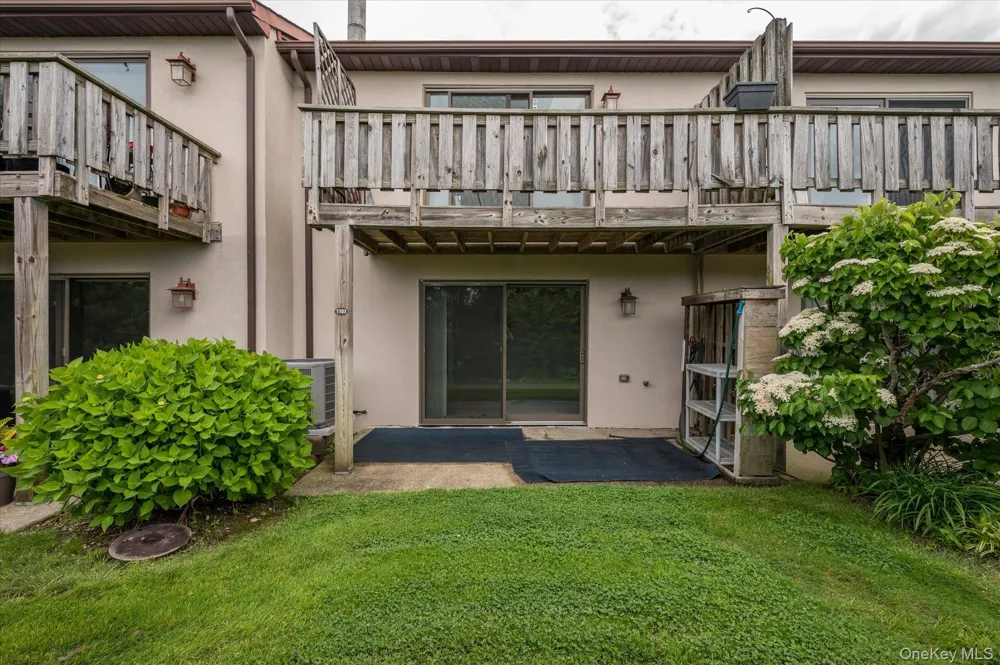 1 Anchorage Way #1103 Freeport, NY 11520