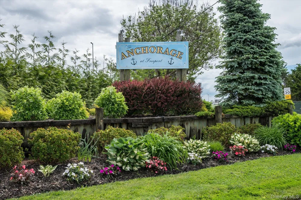 1 Anchorage Way #1103 Freeport, NY 11520