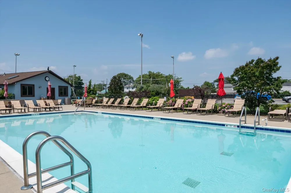 1 Anchorage Way #1103 Freeport, NY 11520