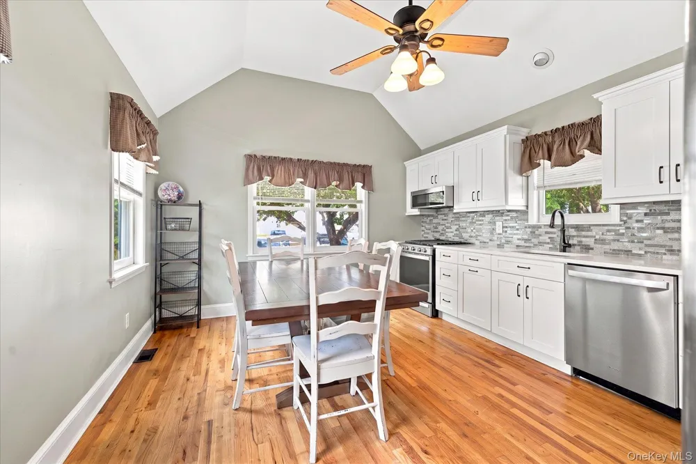 1 Ridgewood Drive Wantagh, NY 11793