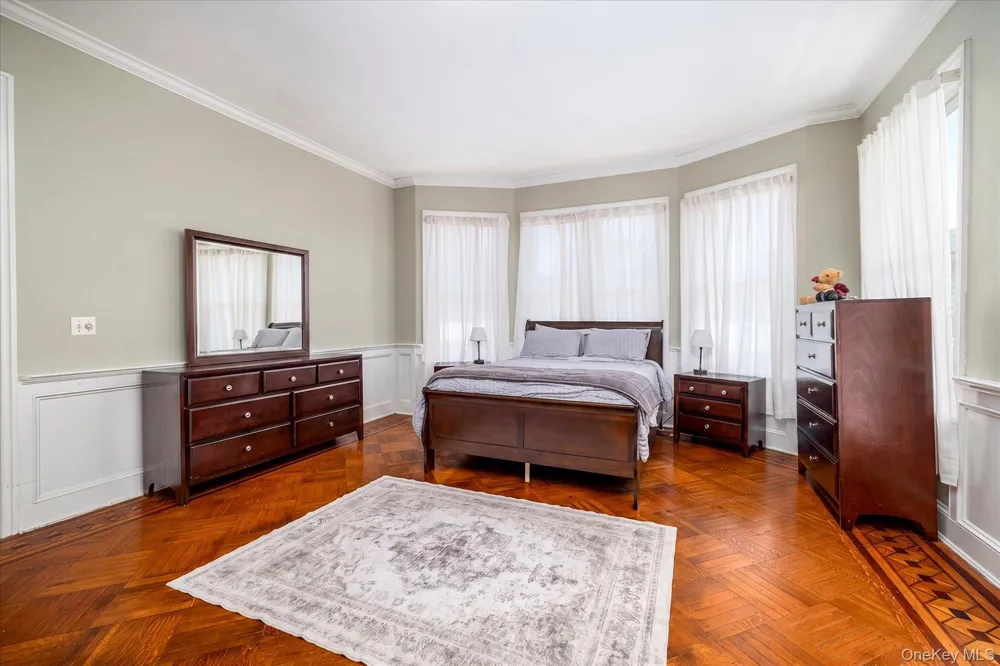 1 Ridgewood Drive Wantagh, NY 11793