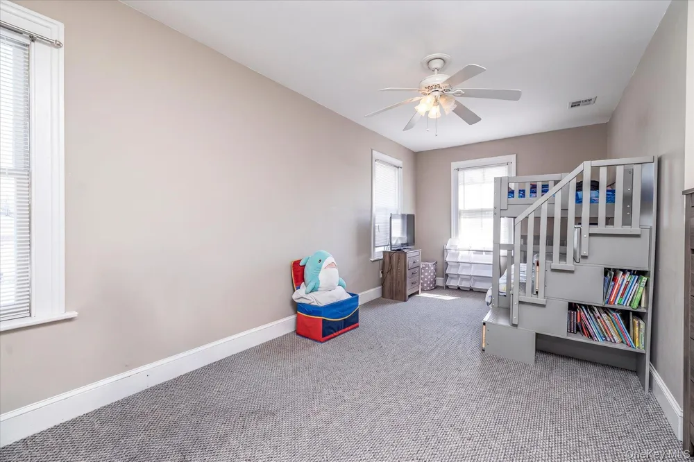 1 Ridgewood Drive Wantagh, NY 11793