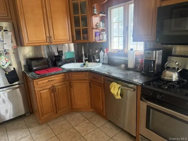 391 Ferris Road Seaford, NY 11783