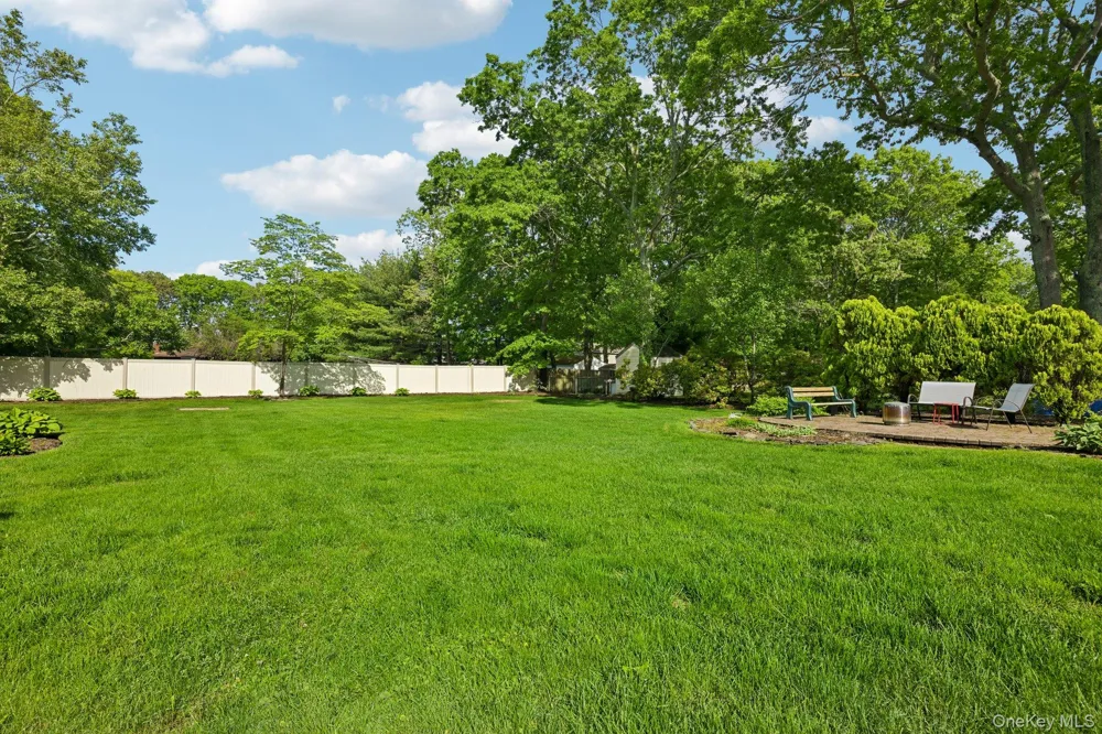 148 Oak Avenue Shirley, NY 11967