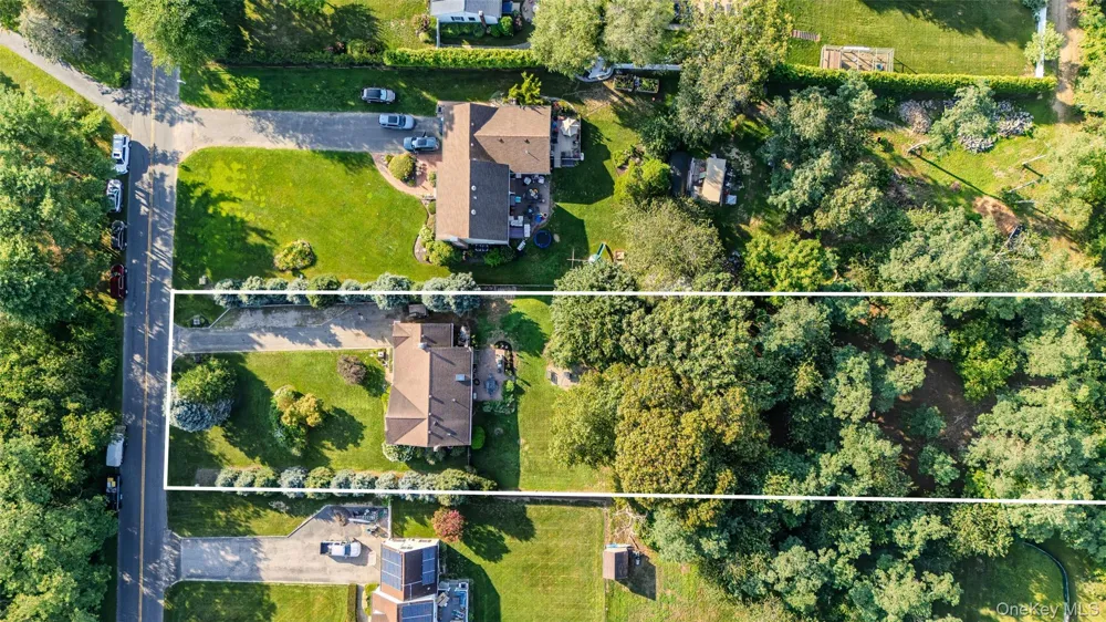 2200 Aldrich Lane Laurel, NY 11948