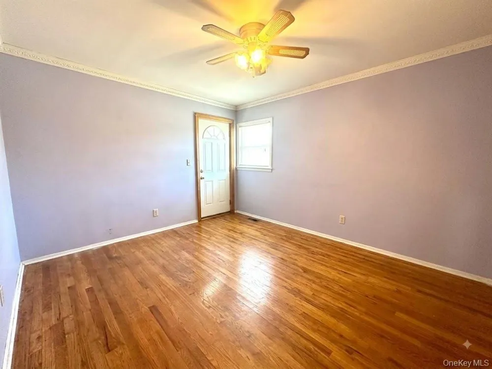 1112 McKenna Place Uniondale, NY 11553