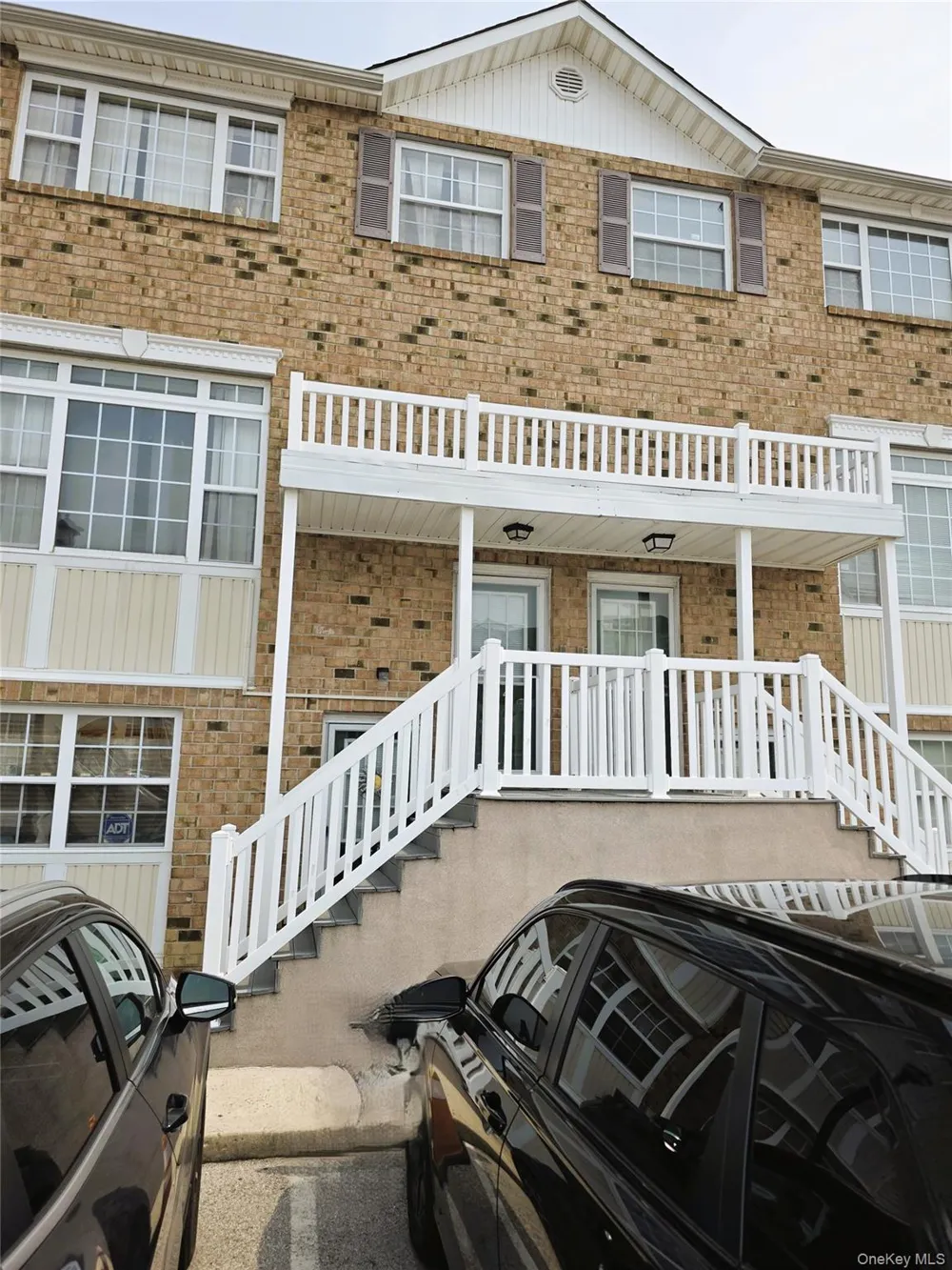142 Mermaid Lane #284 Bronx, NY 10473