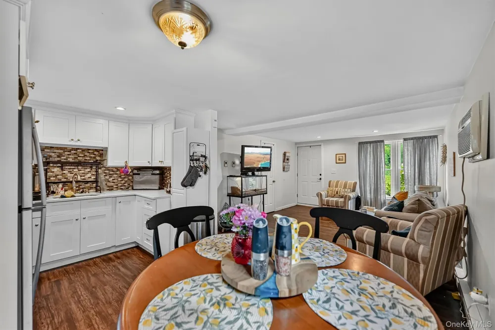 1006 Parr Meadow Drive #10E Newburgh, NY 12550