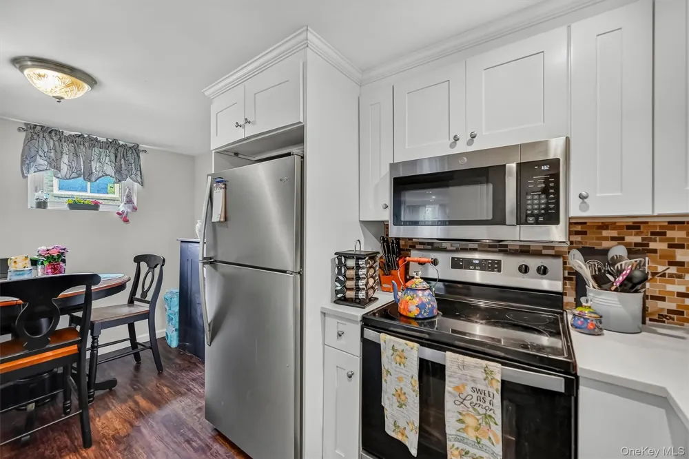 1006 Parr Meadow Drive #10E Newburgh, NY 12550