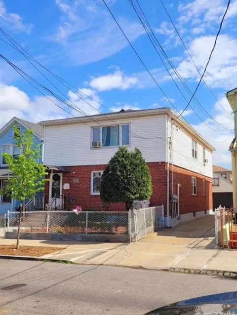 171-28 103rd Road