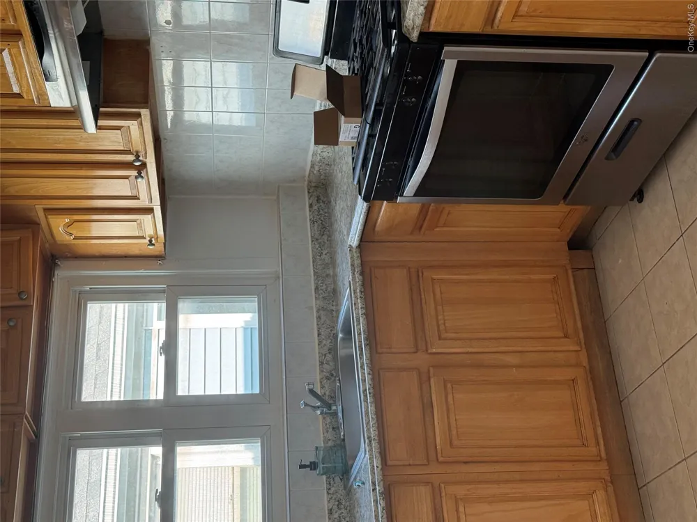 171-28 103rd Road Jamaica, NY 11433
