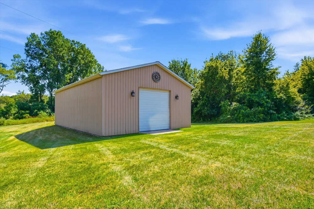 18275 Garvey Road Chelsea, MI 48118