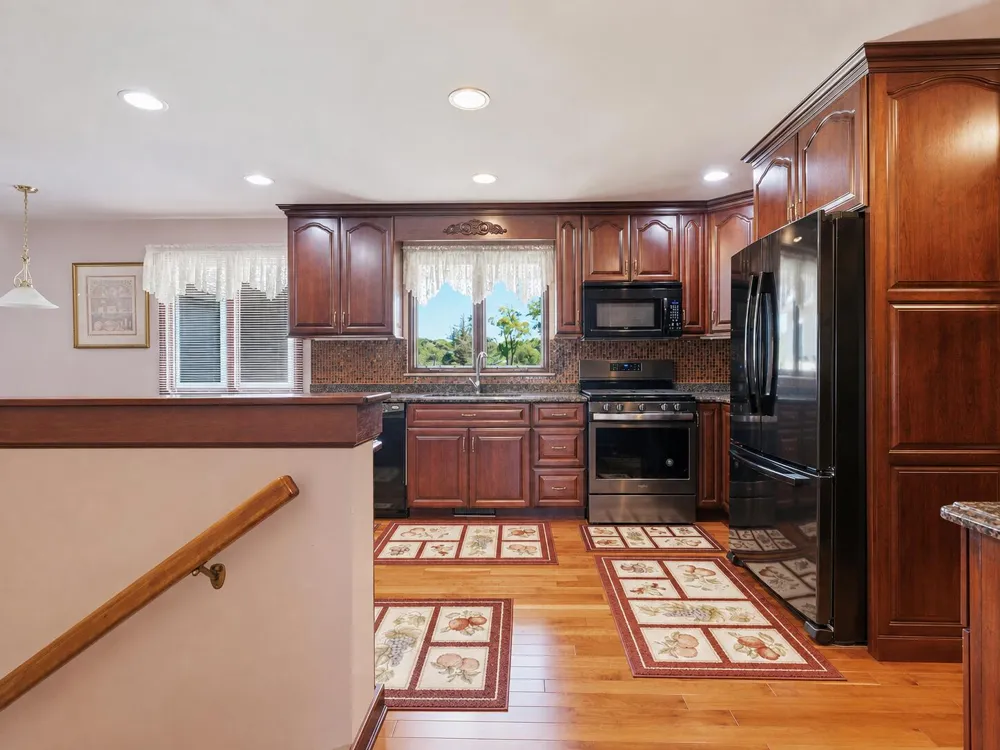 18275 Garvey Road Chelsea, MI 48118