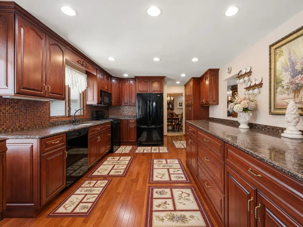 18275 Garvey Road Chelsea, MI 48118