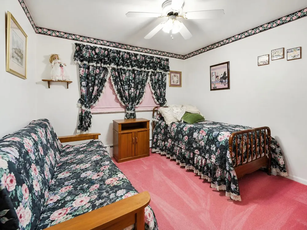 18275 Garvey Road Chelsea, MI 48118