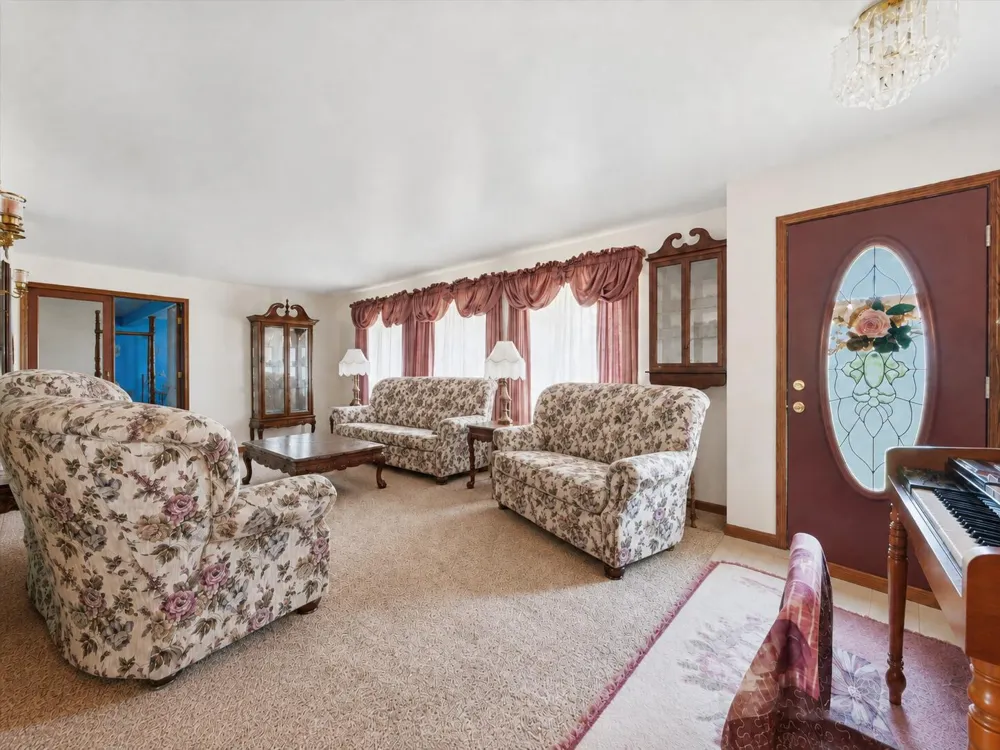 18275 Garvey Road Chelsea, MI 48118