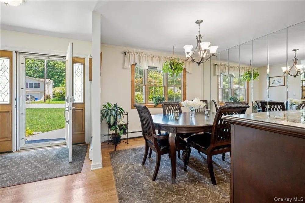 28 Winthrop Drive Cortlandt Manor, NY 10567