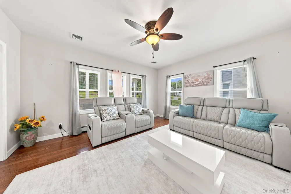 30 High Street Unionville, NY 10988