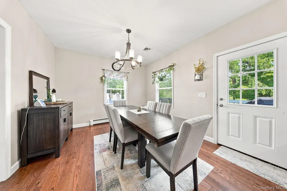 30 High Street Unionville, NY 10988