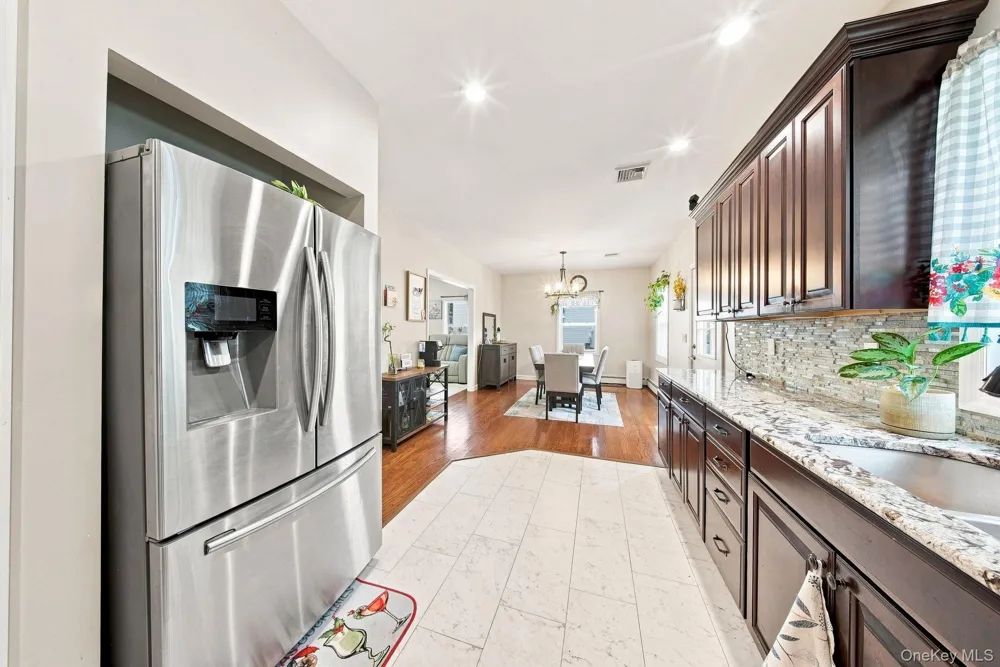 30 High Street Unionville, NY 10988