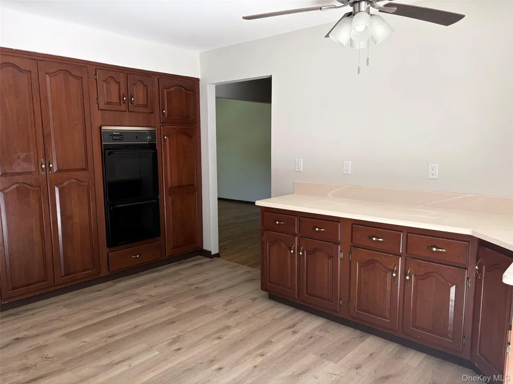 251 Kings Highway Tappan, NY 10983