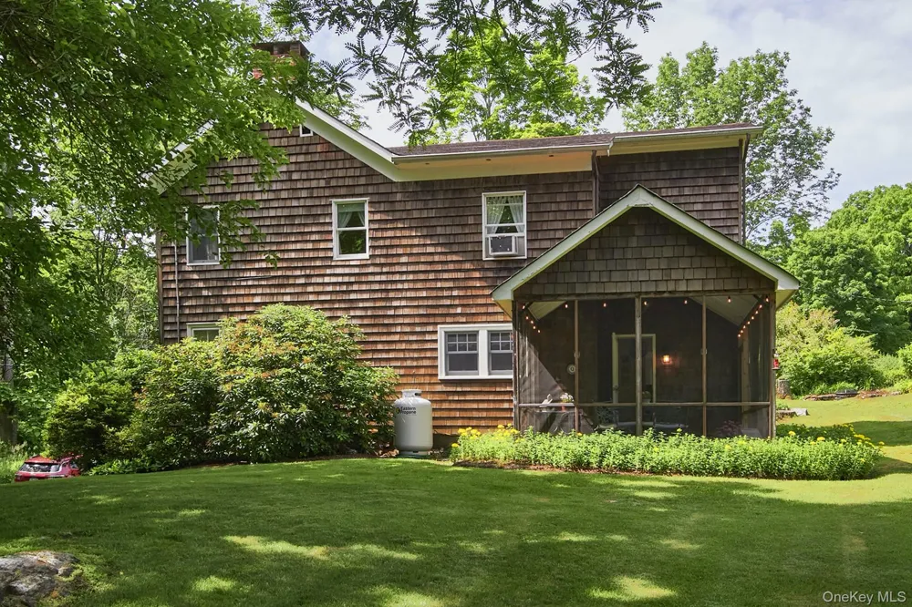9 Iron Forge Road Warwick, NY 10990