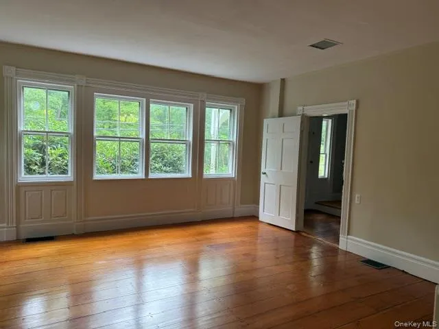9 Iron Forge Road Warwick, NY 10990