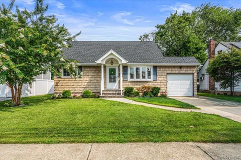 235 Kings Avenue