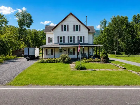 398 Lake Road