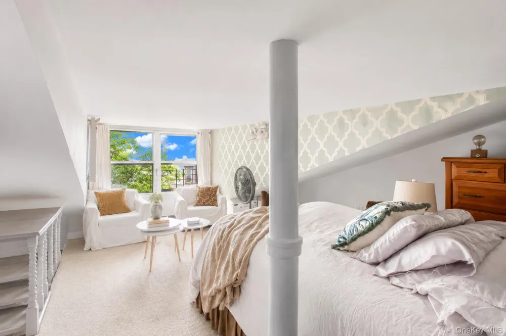 78-51 80th Street Glendale, NY 11385