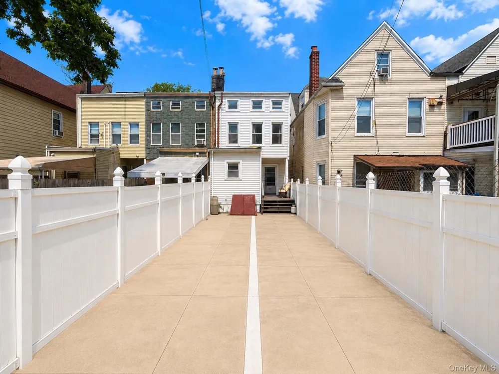 78-51 80th Street Glendale, NY 11385