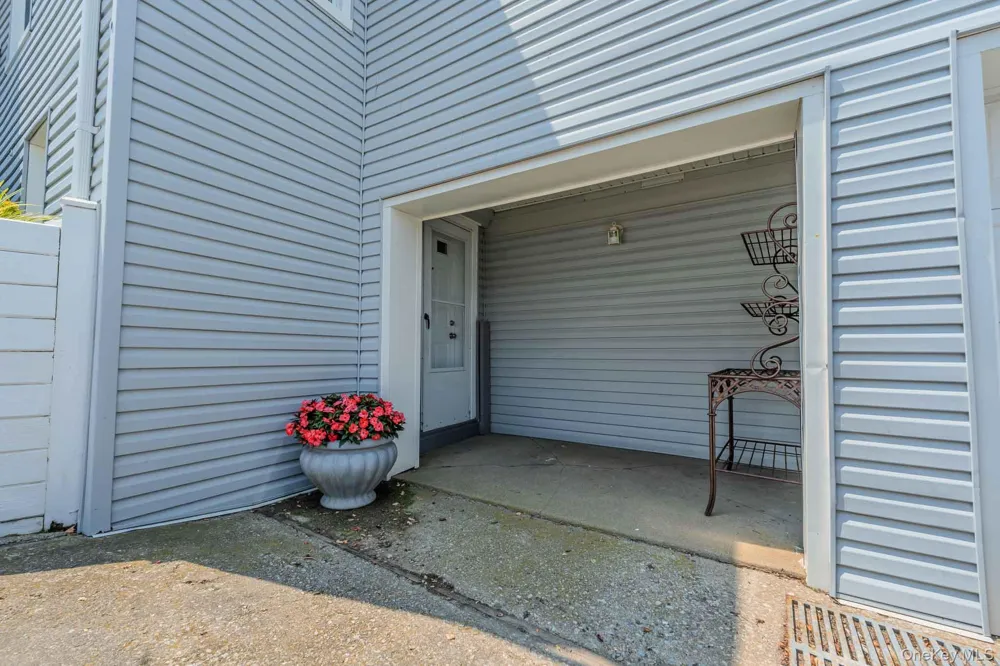 1215 W Park Avenue East Atlantic Beach, NY 11561