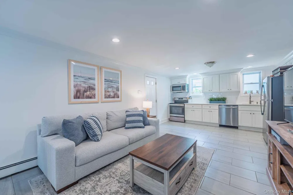 1215 W Park Avenue East Atlantic Beach, NY 11561