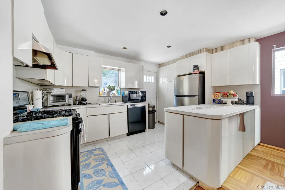 1646 E 36th Street Brooklyn, NY 11234