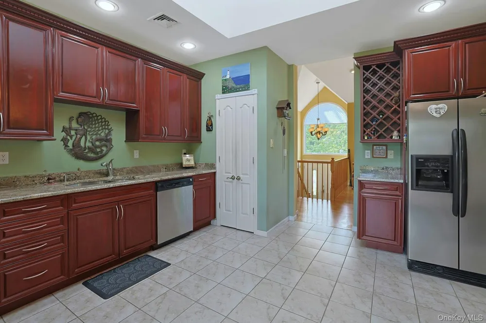 14 Stern Place Congers, NY 10920