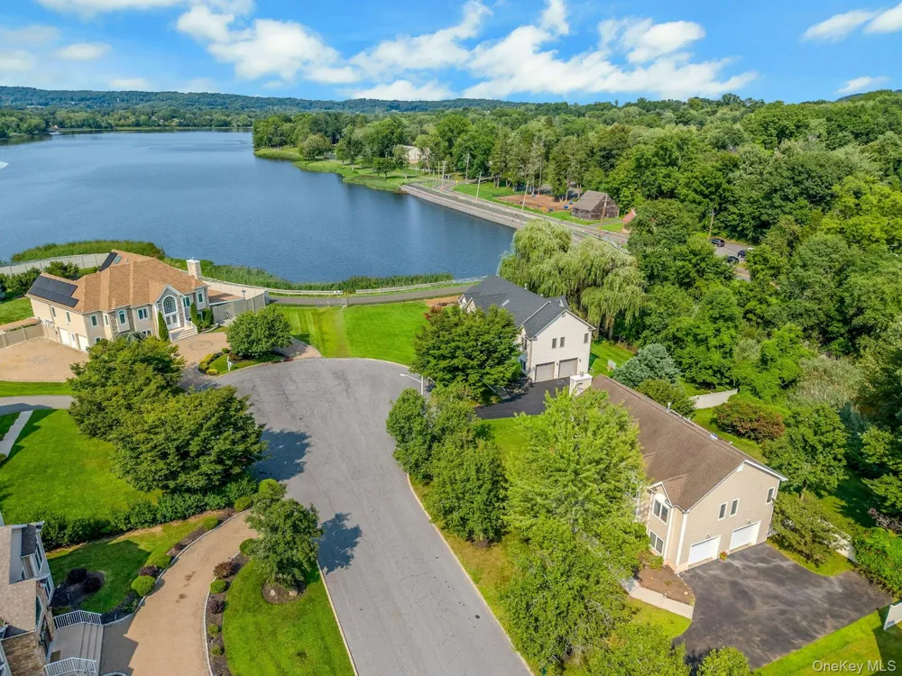 14 Stern Place Congers, NY 10920